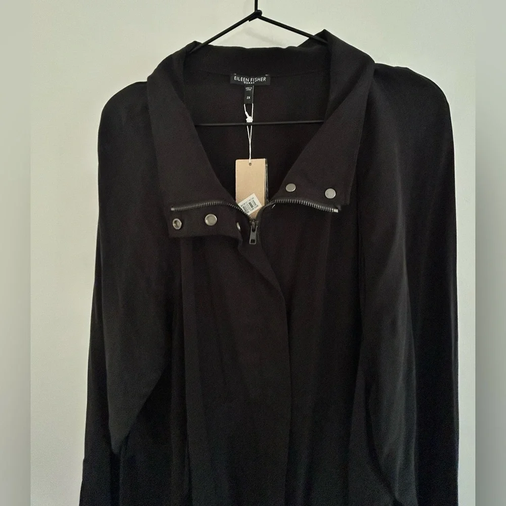 Eileen Fisher Silk Stand Collar Jacket
Sz 2x - Picture 2 of 8